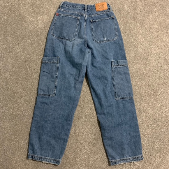BDG Light Washed Jeans - Picture 1 of 4